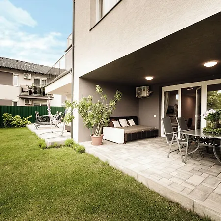 Apartment Oak Residents Siofok