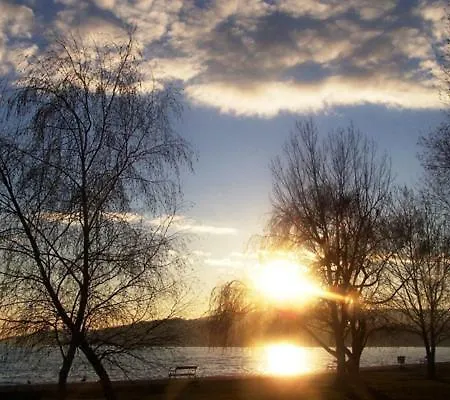 Apartman Oak Residents *