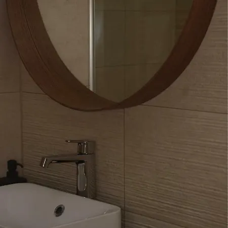 Oak Residents Apartment *